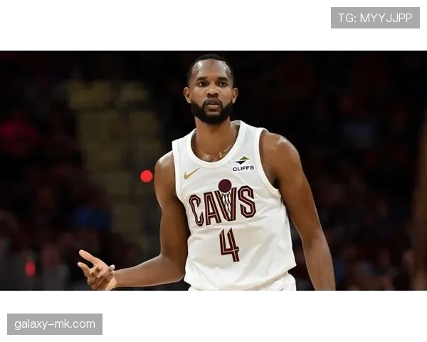 埃文·莫布里高效篮下终结对比新秀核心提升骑士内线威慑力