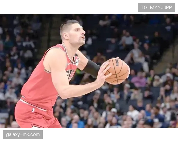 武切维奇利用掩护创造空位投篮效率显著提升，带动球队内线攻防节奏变化