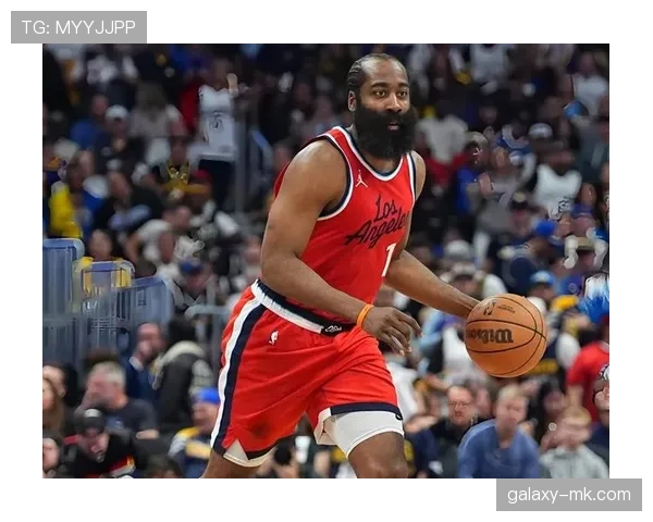 米德尔顿挡拆持续高效得分 拉开与哈登关键时刻表现差距