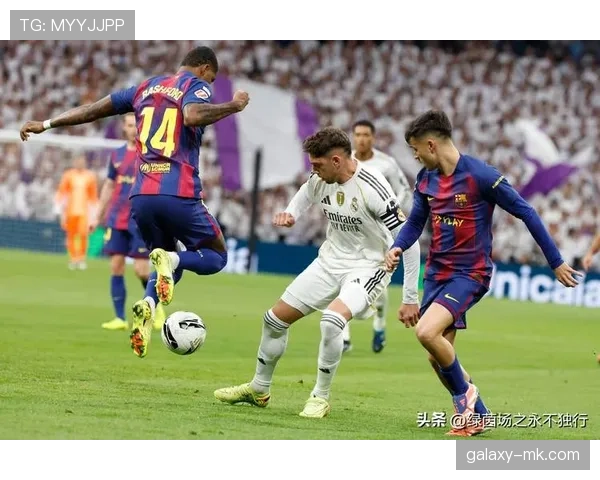 亨利回撤接应主导进攻，对比新援边锋撕开防线效率更稳